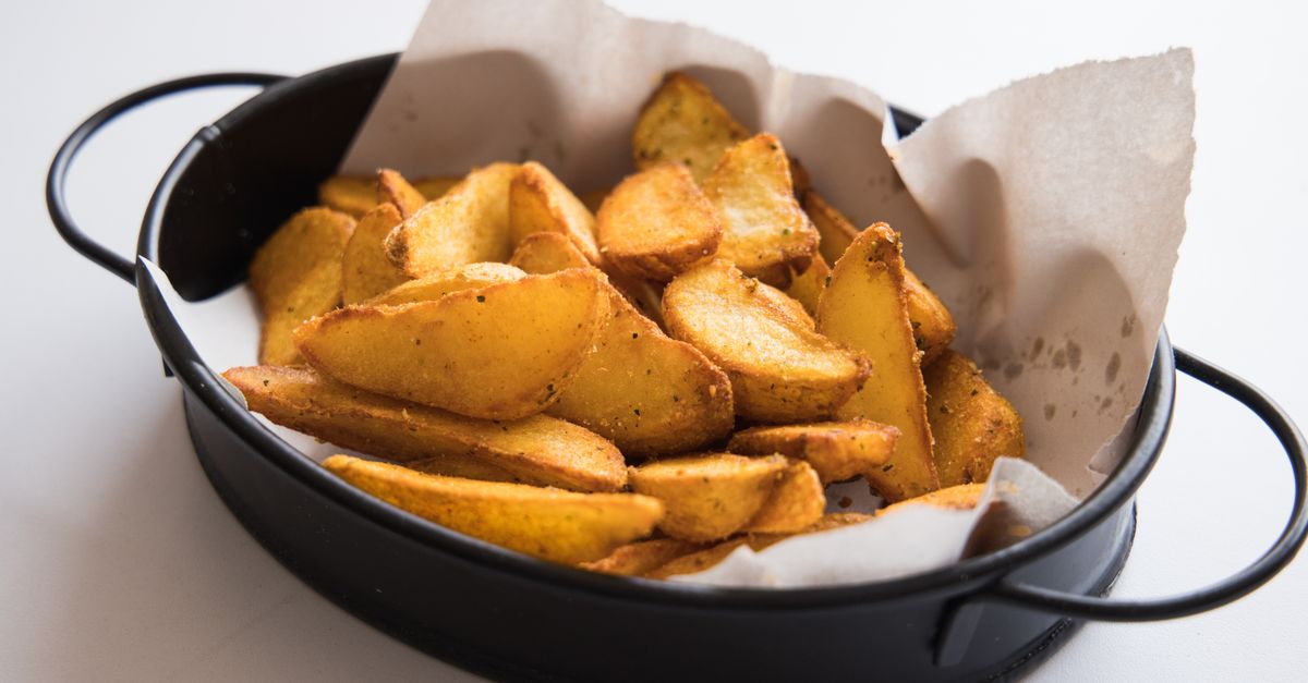 Air Fryer Potato Wedges